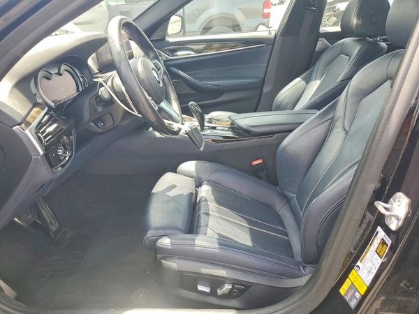 2019 BMW 530E