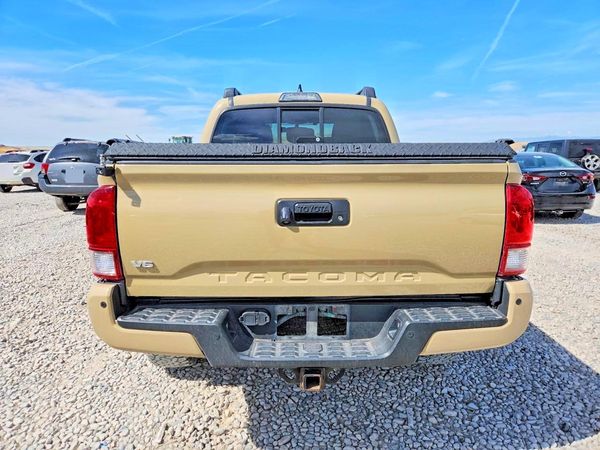 2016 TOYOTA TACOMA