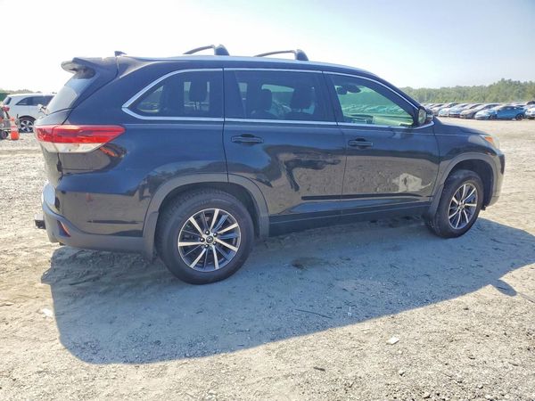 2017 TOYOTA HIGHLANDER SE/XLE
