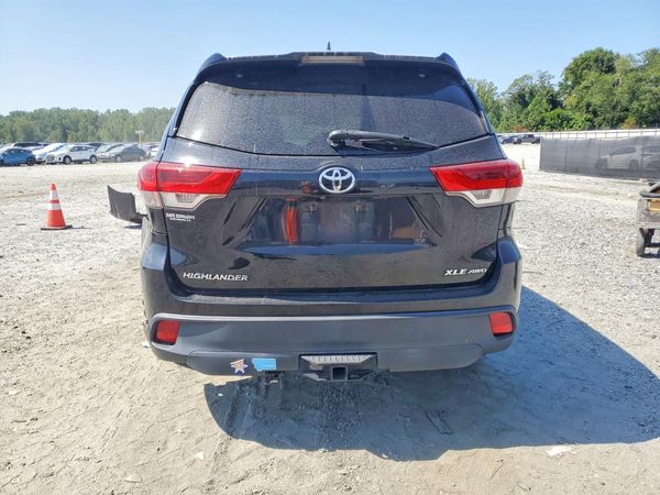 2017 TOYOTA HIGHLANDER SE/XLE