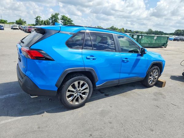2019 TOYOTA RAV4 XLE Premium