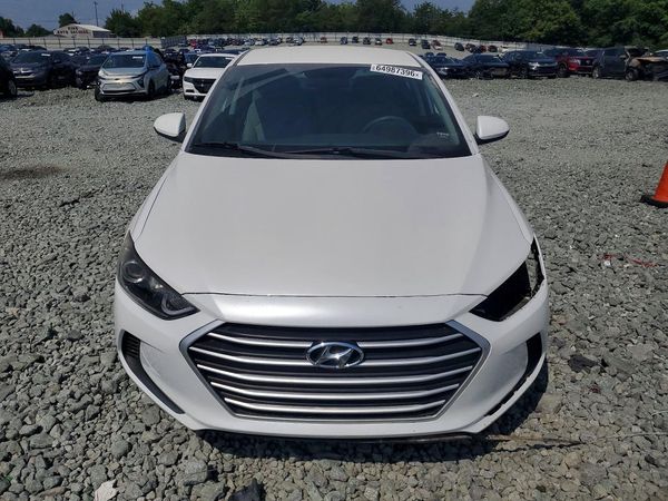 2017 HYUNDAI ELANTRA