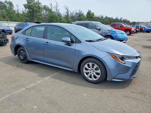 2025 TOYOTA COROLLA