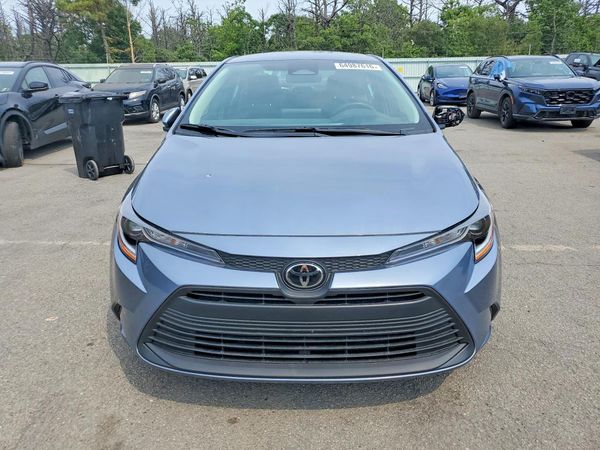 2025 TOYOTA COROLLA