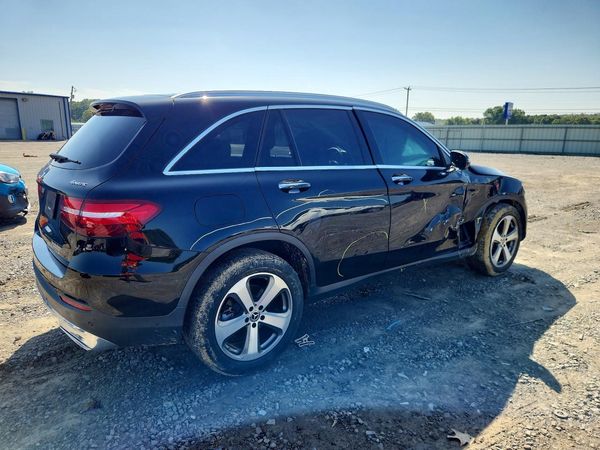 2017 MERCEDES-BENZ GLC GLC300 Base-4M