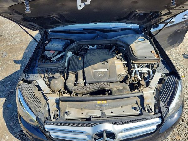 2017 MERCEDES-BENZ GLC GLC300 Base-4M