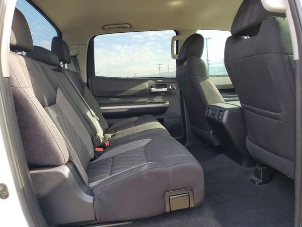 2016 TOYOTA TUNDRA SR5