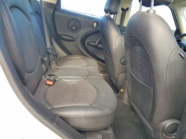 2013 MINI COOPER