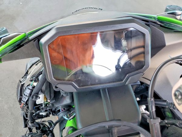 2025 KAWASAKI ZX636