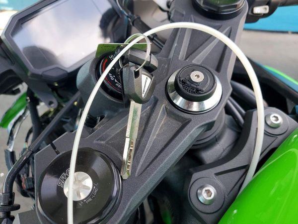 2025 KAWASAKI ZX636