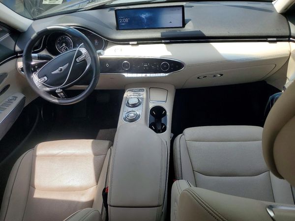 2023 GENESIS GV70
