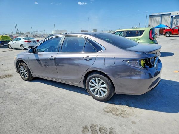 2015 TOYOTA CAMRY