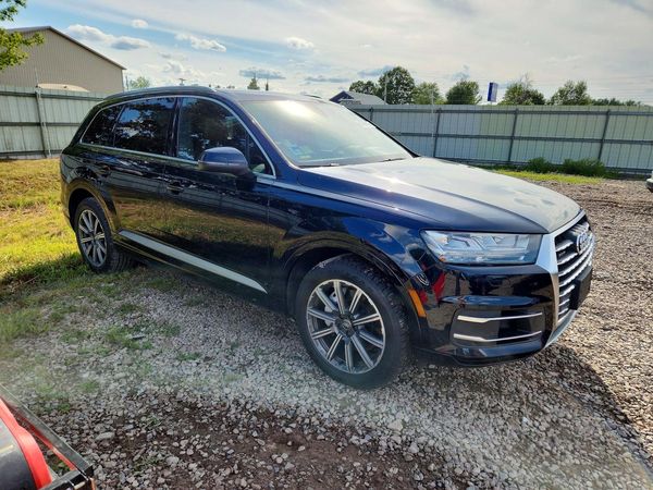 2017 AUDI Q7