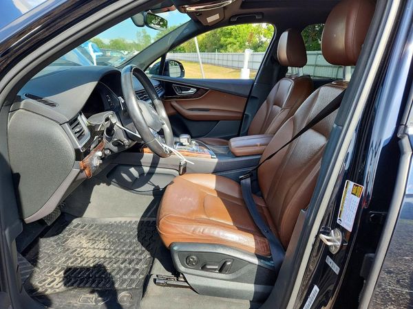 2017 AUDI Q7