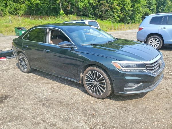 2022 VOLKSWAGEN PASSAT