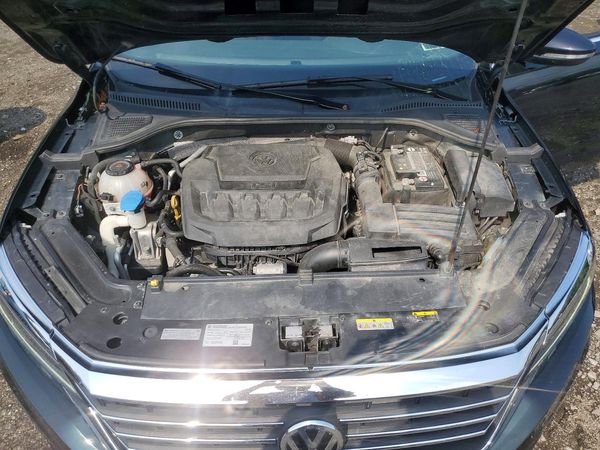 2022 VOLKSWAGEN PASSAT