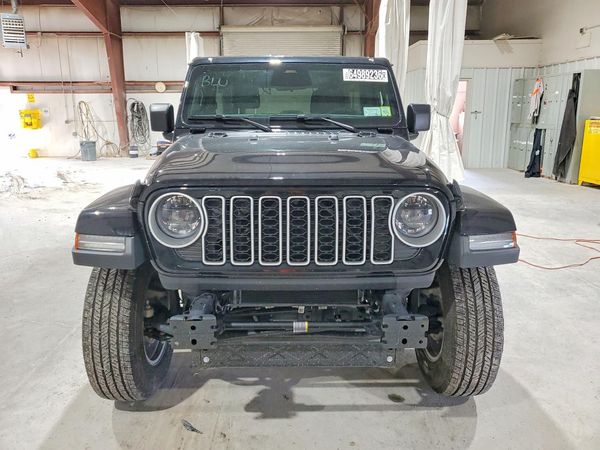 2026 JEEP WRANGLER 4-DOOR SAHARA
