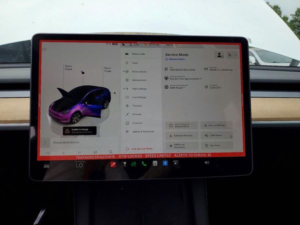 2024 TESLA MODEL Y