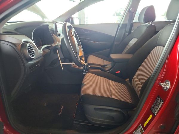 2021 HYUNDAI KONA SEL — DENT