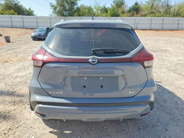 2022 NISSAN KICKS SV