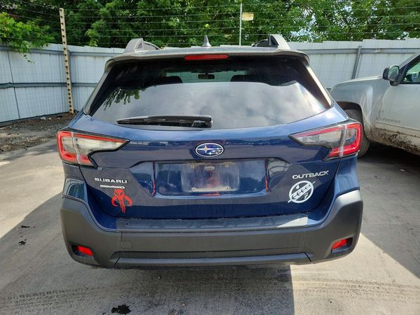 2023 SUBARU OUTBACK Premium