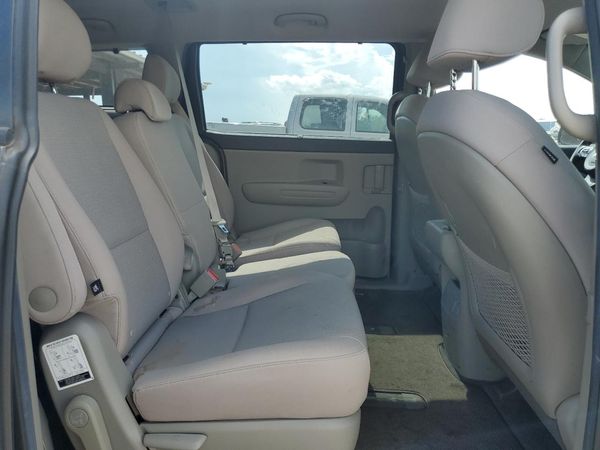 2016 KIA SEDONA