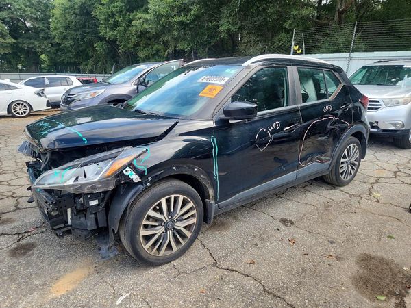 2022 NISSAN KICKS