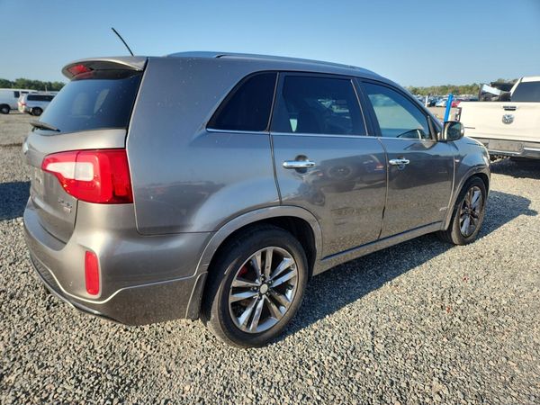 2014 KIA SORENTO