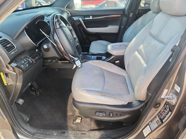 2014 KIA SORENTO
