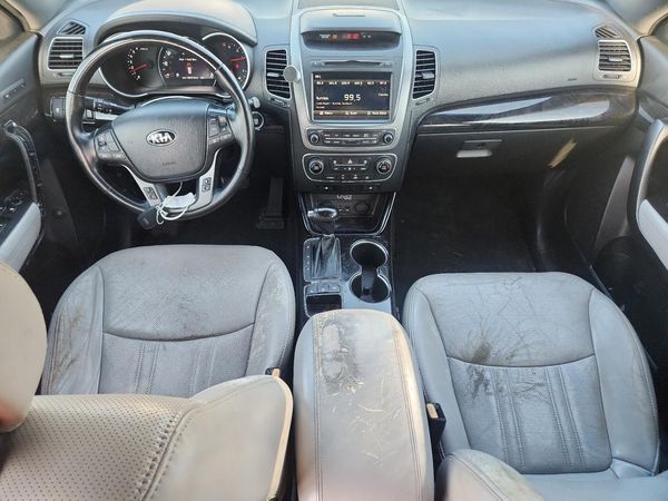 2014 KIA SORENTO
