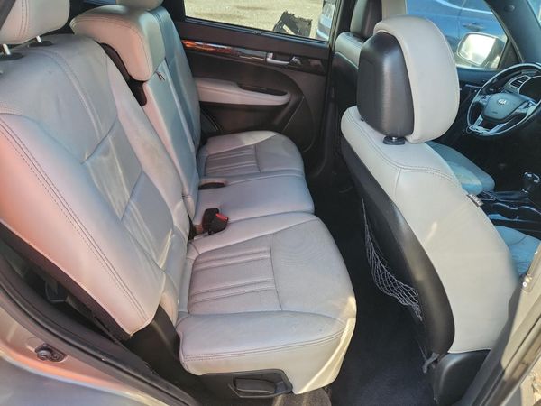2014 KIA SORENTO