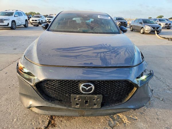 2023 MAZDA 3 Preferred Package