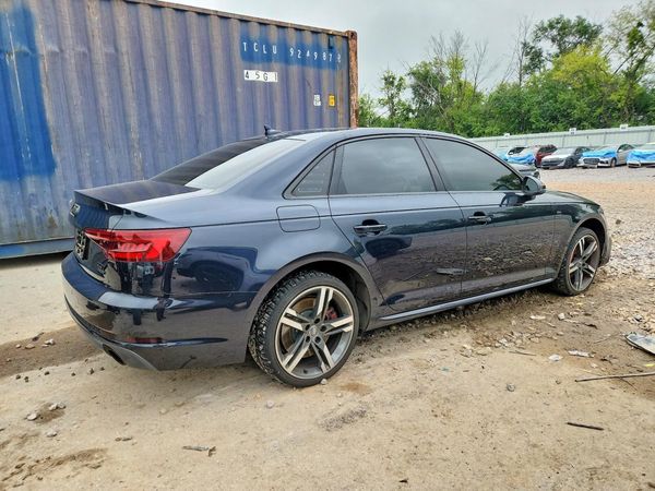 2018 AUDI A4