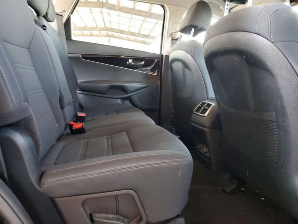 2019 KIA SORENTO L, LX, S