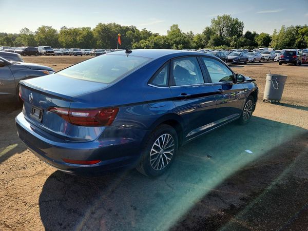 2020 VOLKSWAGEN JETTA S, SE, R-Line