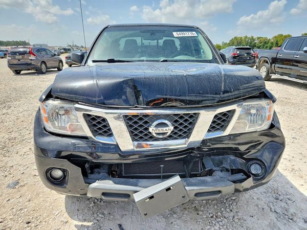 2021 NISSAN FRONTIER Crew Cab
