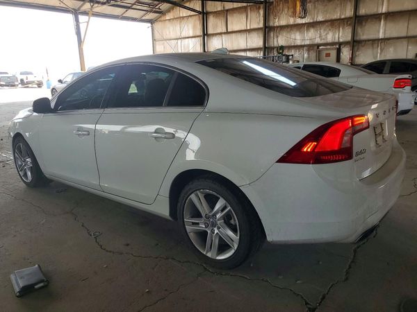 2014 VOLVO S60