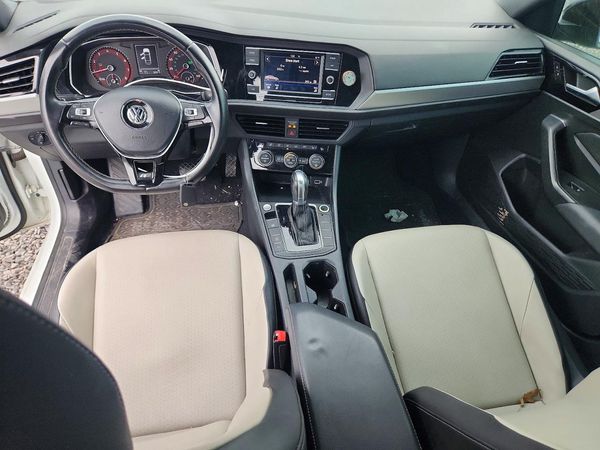 2019 VOLKSWAGEN JETTA S, SE, R-Line