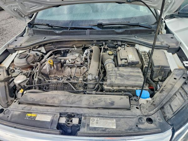 2019 VOLKSWAGEN JETTA S, SE, R-Line