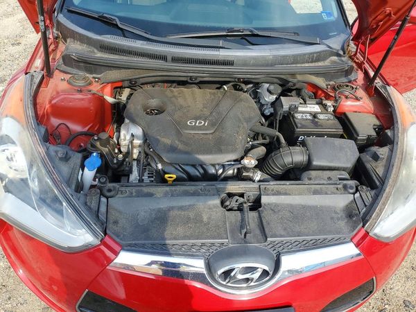 2015 HYUNDAI VELOSTER GLS(Middle)