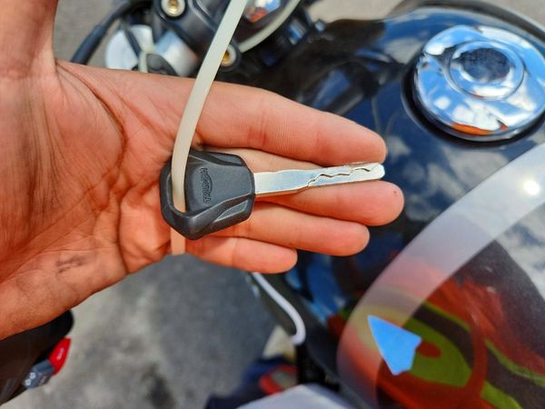 2025 TRIUMPH MOTORCYCLE SPEED