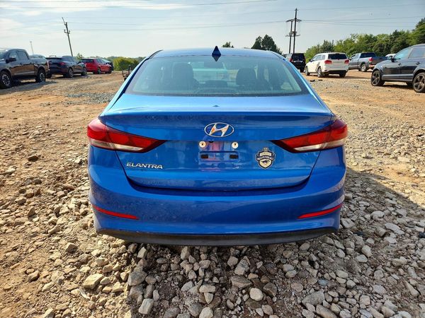 2017 HYUNDAI ELANTRA