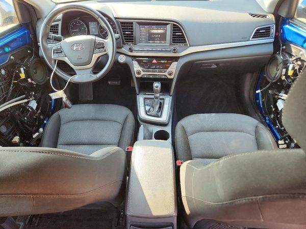 2017 HYUNDAI ELANTRA