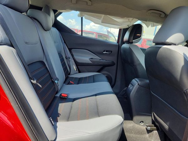 2024 NISSAN KICKS SR