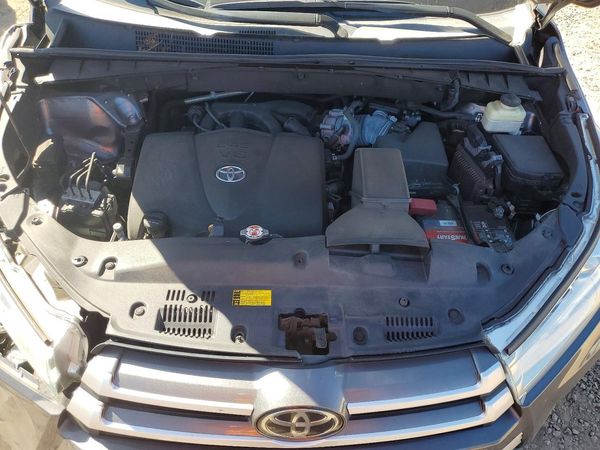 2017 TOYOTA HIGHLANDER