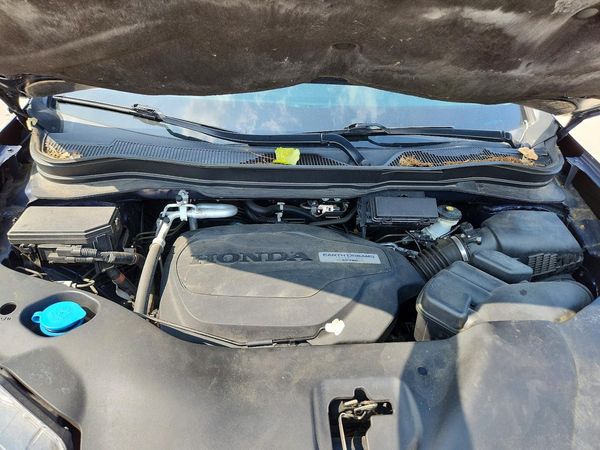 2018 HONDA PILOT EX — Engine bay