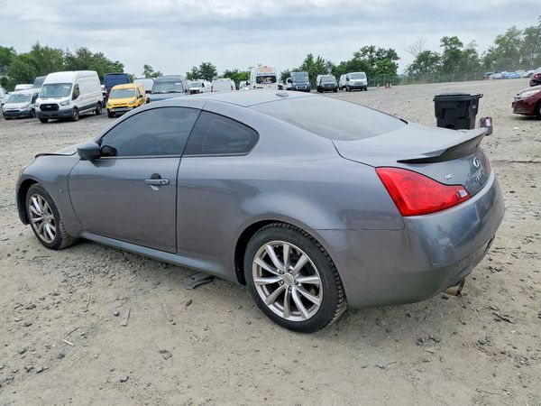 2015 INFINITI Q60 COUPE