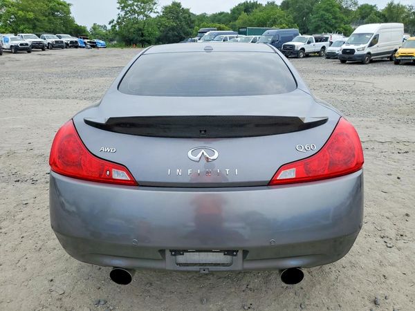 2015 INFINITI Q60 COUPE