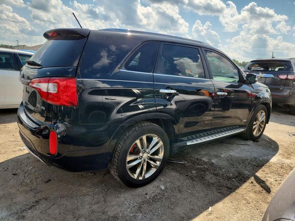 2015 KIA SORENTO TOP