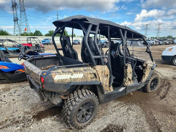 2017 CAN-AM COMMANDER MAX MAX XT